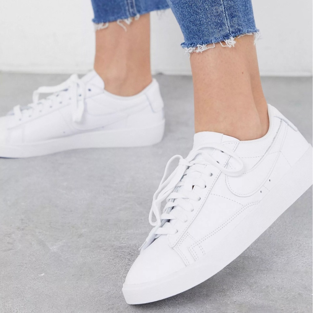 Nike Blazer Low Tennis Shoes Sneakers White 7.5